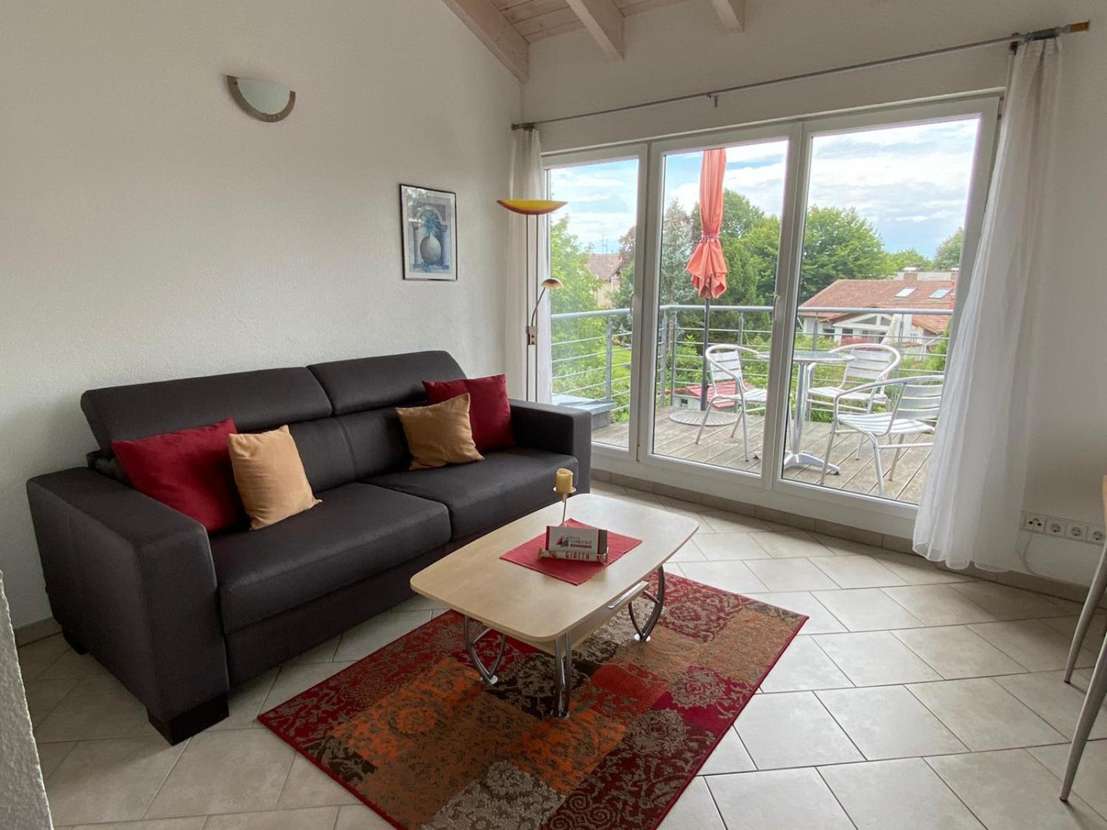 Haus Lorenz, Ferienwohnungen Имменштад-ам-Бодензее Экстерьер фото
