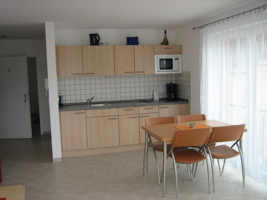 Haus Lorenz, Ferienwohnungen Имменштад-ам-Бодензее Экстерьер фото